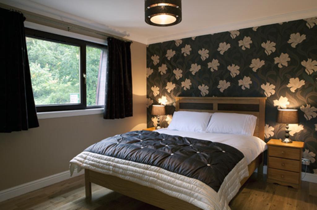 Ben Arthur'S Bothy Luxury Flat Arrochar Room photo