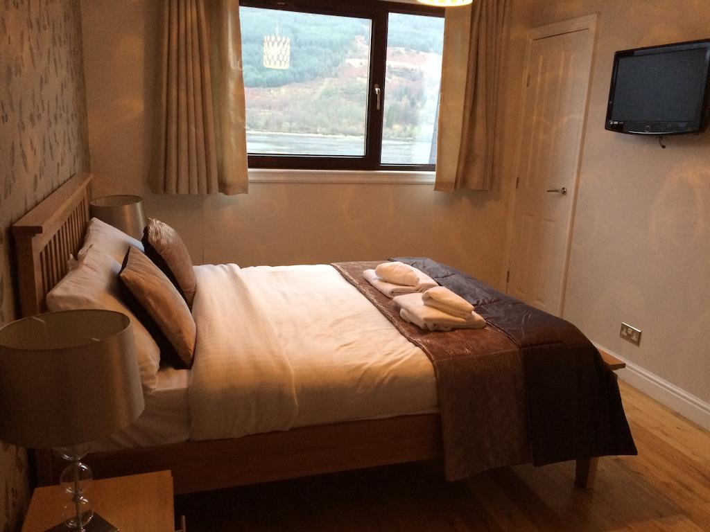 Ben Arthur'S Bothy Luxury Flat Arrochar Room photo
